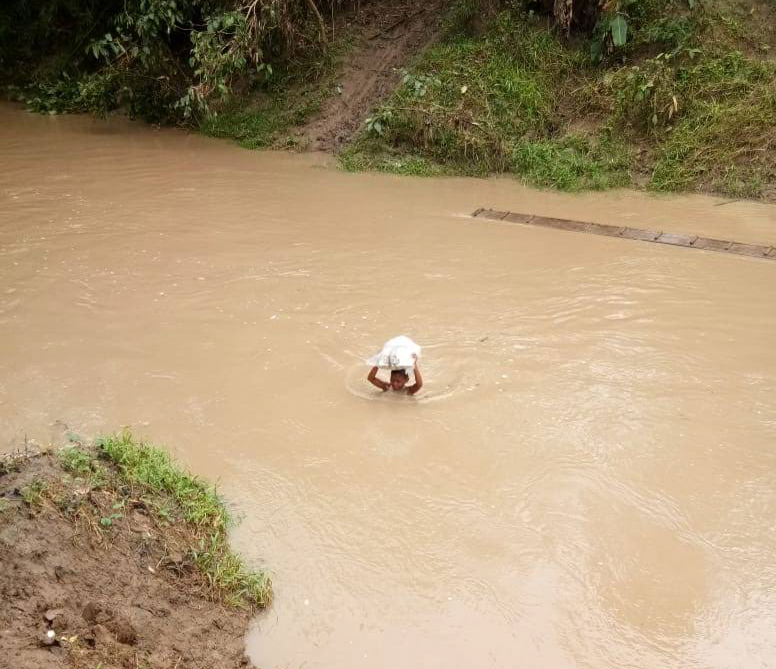 Agay student swimming to school
