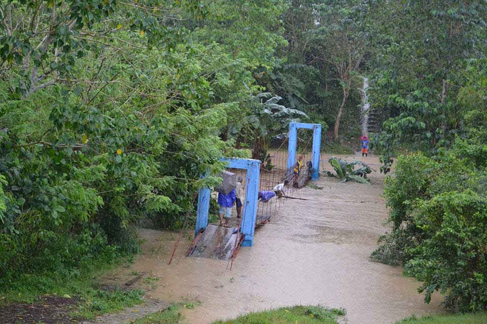 Flooded bridge in Agay Flooded bridge in Agay
